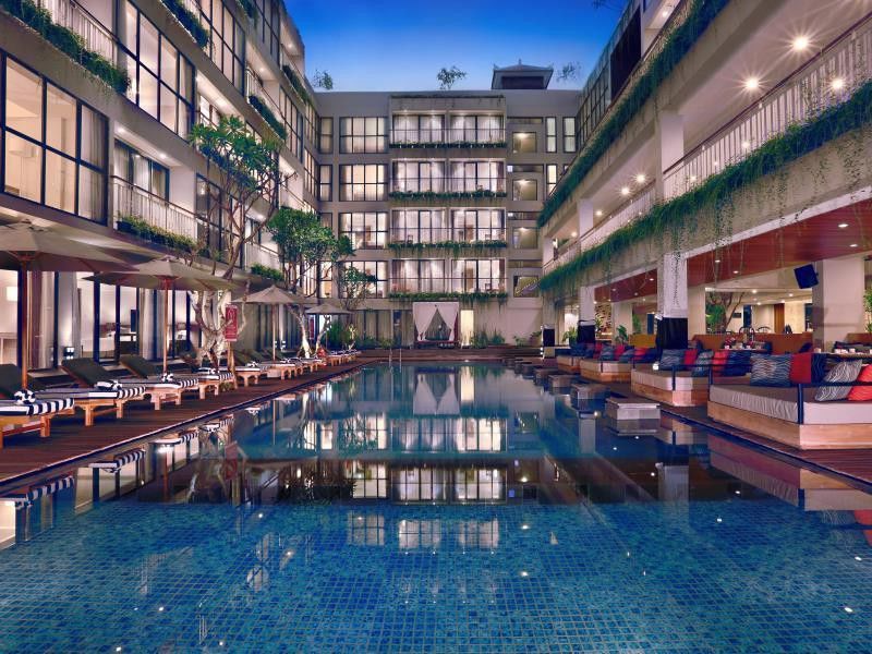 Hotel Neo+ Kuta Legian By Aston Exterior foto